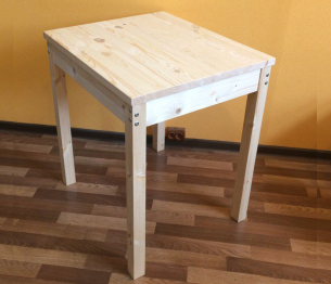 Стол для кафе