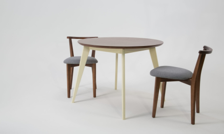 Стол Сканди К 100 слоновая кость/орех со стульями Франк орех рогожка серый