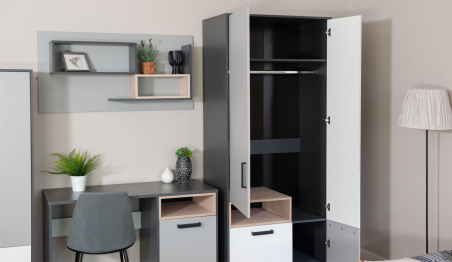 Стол письменный Квадро