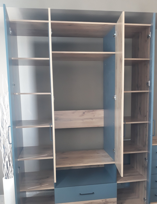 Для одежды, Шкаф четырехдверный с нишей Бруно