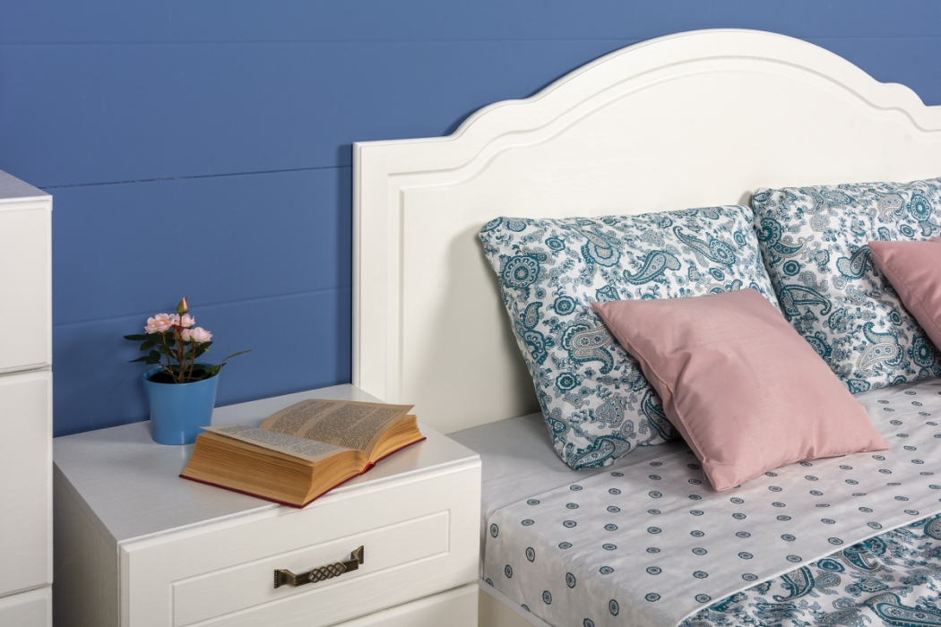 Спальные гарнитуры, Кровать 1600 Ливерпуль с основанием и двумя тумбами с полками