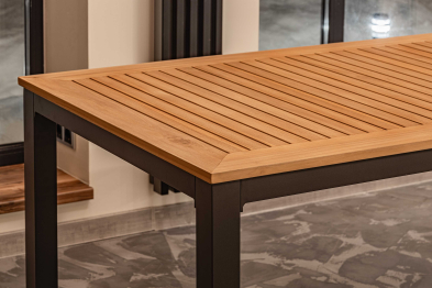 Обеденный стол OSCAR со столешницей из тика