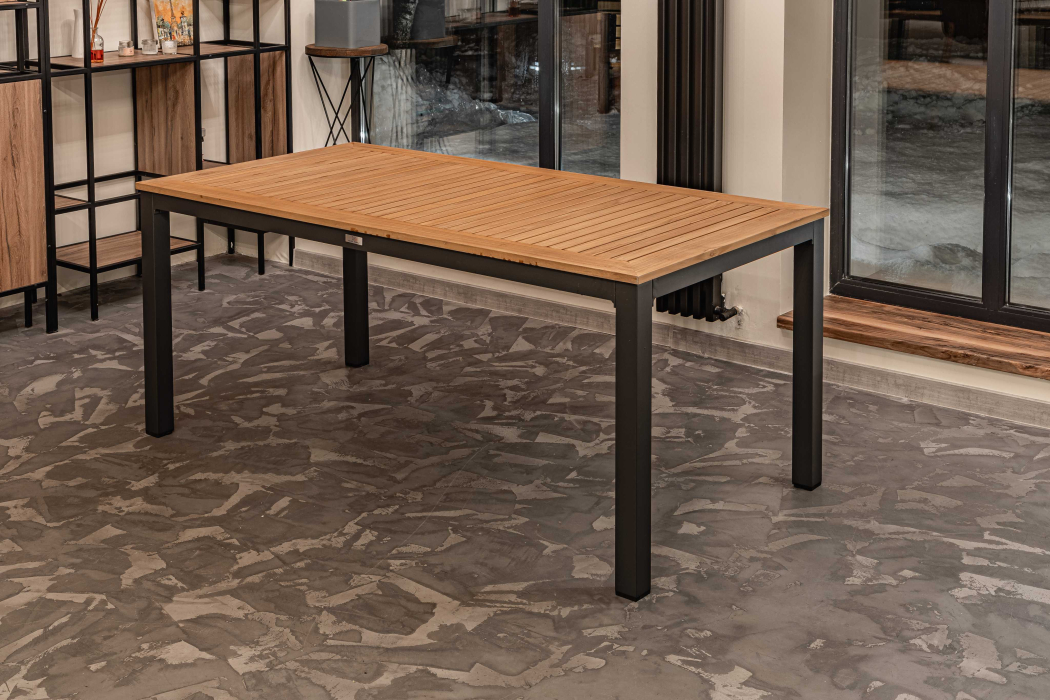 Обеденные столы, Обеденный стол OSCAR со столешницей из тика