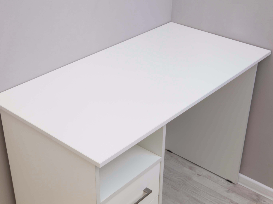 Прямые, Стол письменный с тумбой