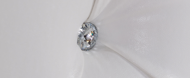 Кровать с мягким изголовьем Монблан, база + стразы, экокожа, 140*200