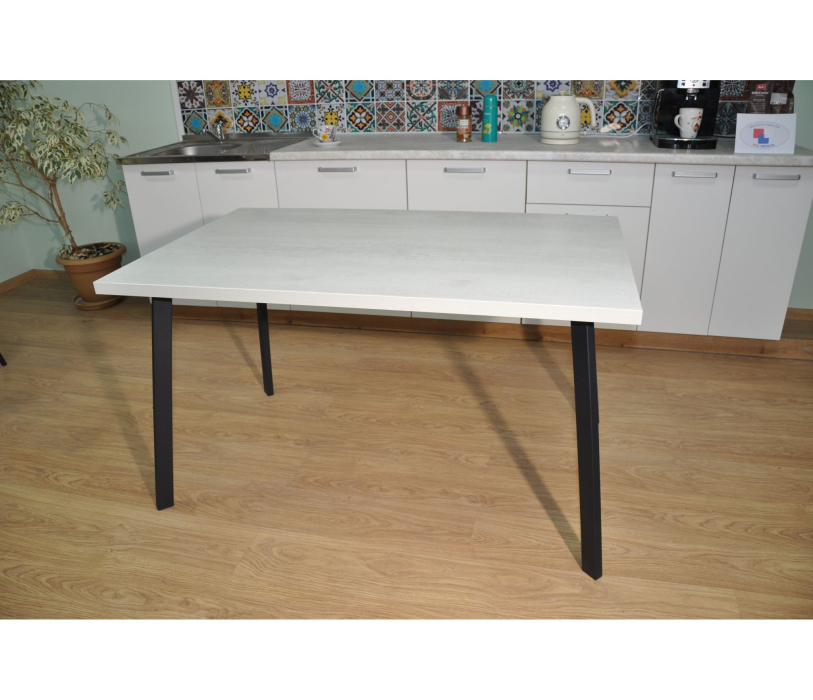 Обеденные столы, Стол обеденный Боро