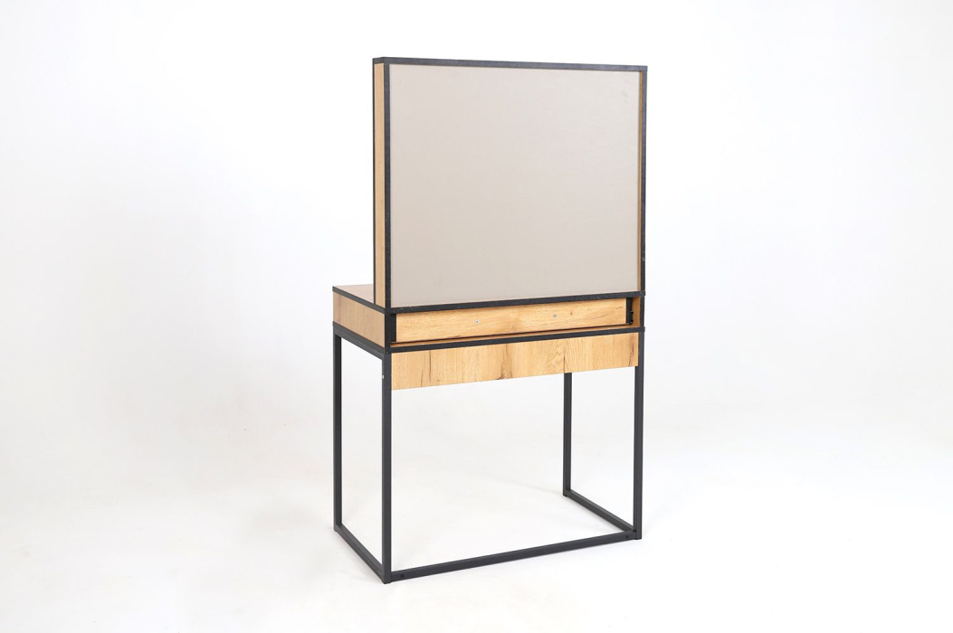 С зеркалом, Трюмо Боливия