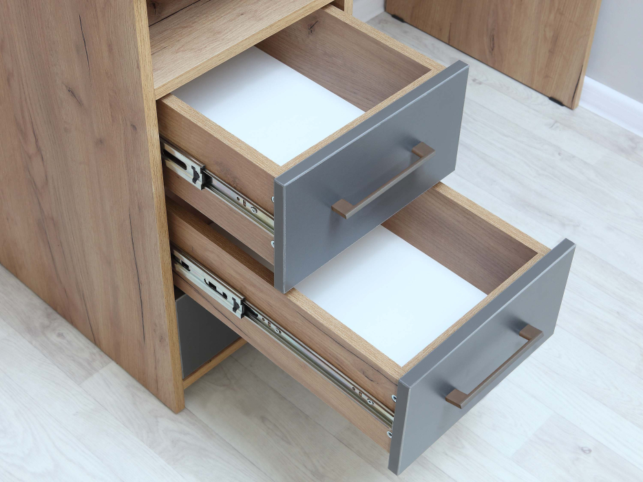 Прямые, Стол письменный с тумбой