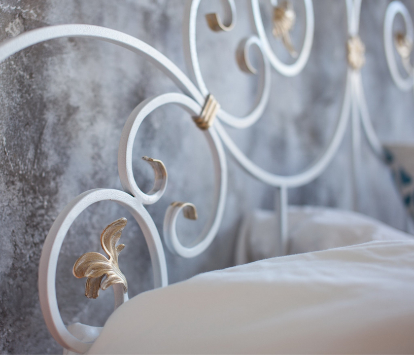 Кованые кровати, Кованая кровать Афина 1.8 с двумя спинками