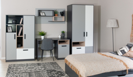 Стол письменный Квадро