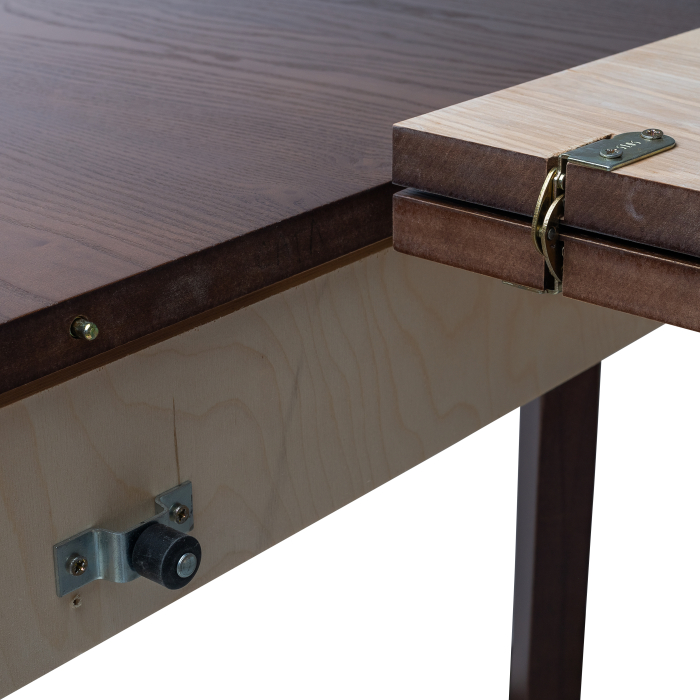 Обеденные столы, Стол Говард