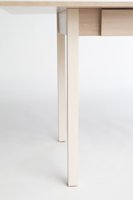 Обеденные столы, Стол обеденный раскладной 60*60