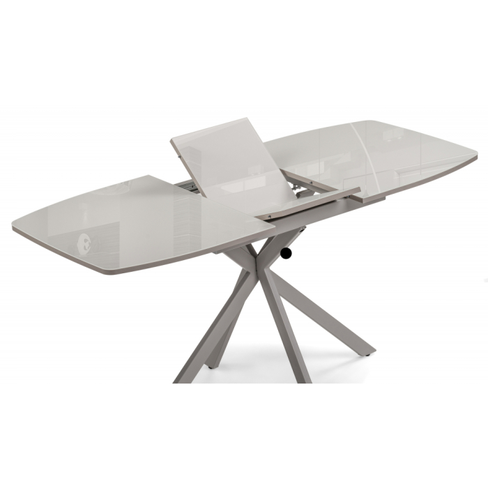 Обеденные столы, Секлянный стол Тамаса