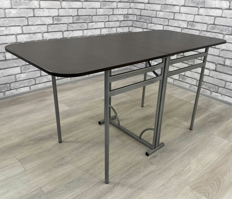 Столы-книжки, Стол-книжка Искра