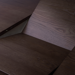 Стол Говард