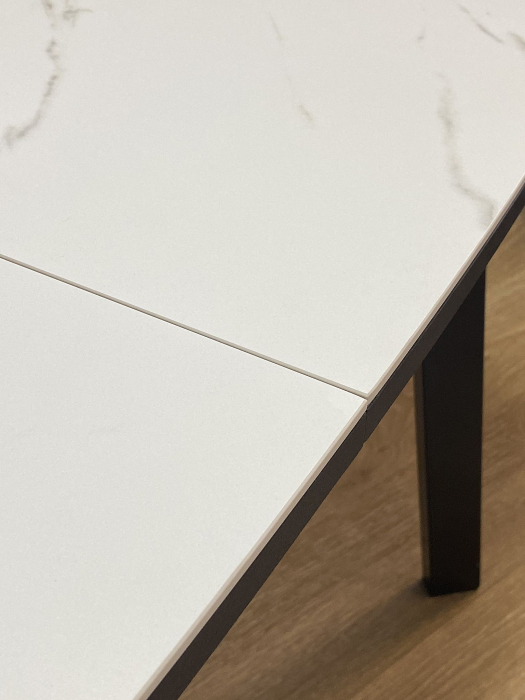 Обеденные столы, Стол Kenner AA1400 раздвежной, керамика, опоры черные