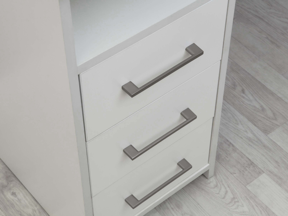 Прямые, Стол письменный с тумбой