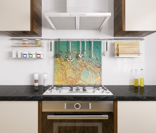 Интерьерная панель из стекла 500*600*6 мм MGF56_роса