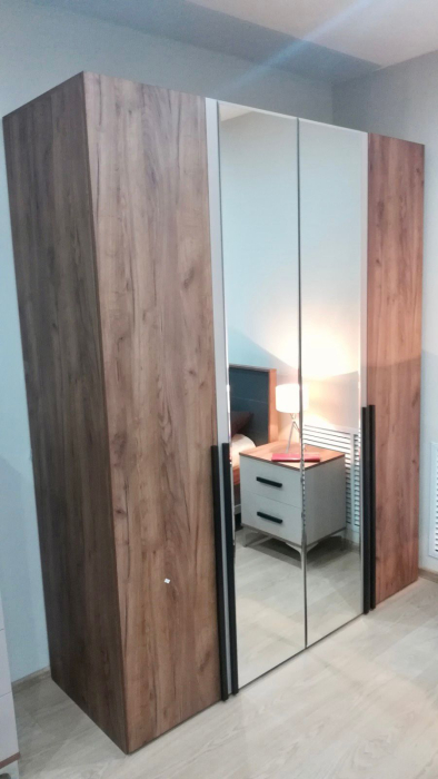 Шкафы распашные, Шкаф 4-х дверный Кара 8