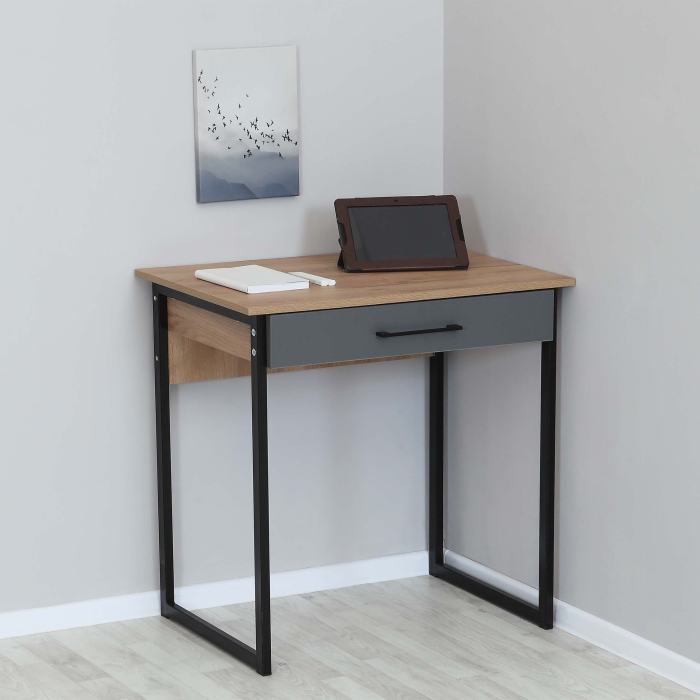 Прямые, Стол письменный с ящиком на металлокаркасе