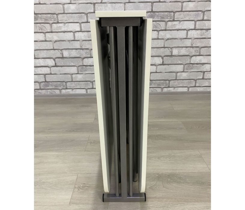 Столы-книжки, Стол-книжка Искра