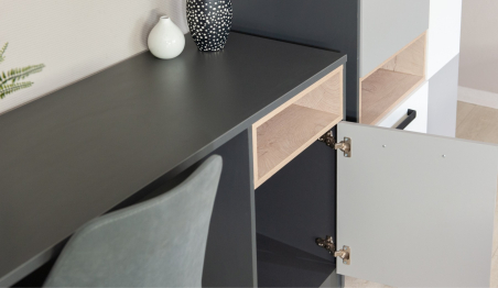 Стол письменный Квадро