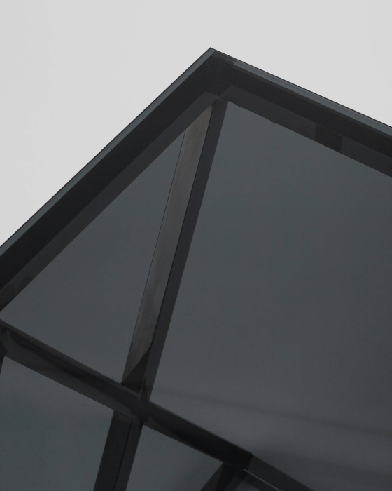 Журнальные столики, Журнальный стол ИНСИГНИЯ 55х55 (Стекло smoke/Сталь тёмный хром)