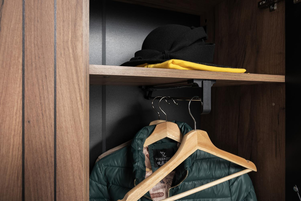 Шкафы распашные, Шкаф Гранд 13.226 Дуб Крафт табачный