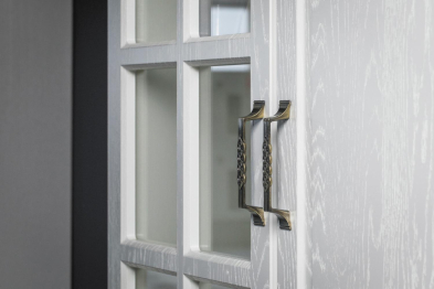 Шкаф - витрина Ливерпуль Белый