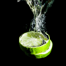 Интерьерная панель из стекла 500*600*6 мм MGF56_сочный_лайм