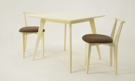 Стол Сканди М 100 слоновая кость со стульями Франк слоновая кость велюр коричневый