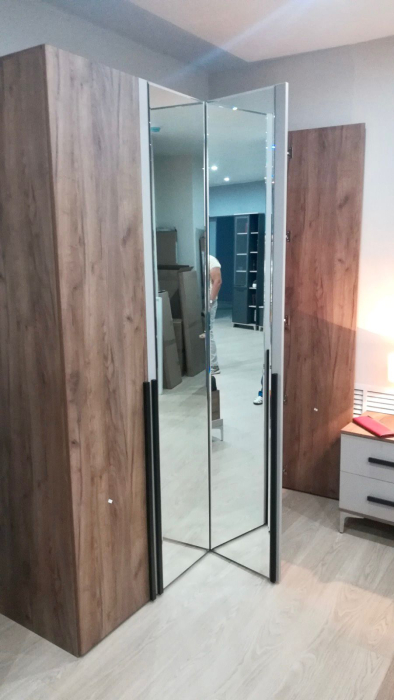 Шкафы распашные, Шкаф 4-х дверный Кара 8