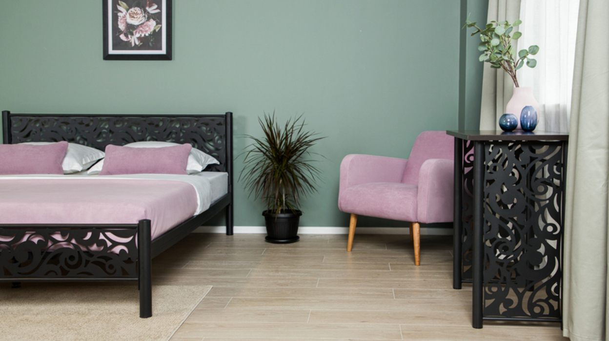 Туалетные столики, Туалетный столик Пармин