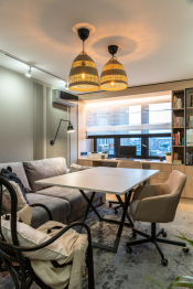 Стол трансформер Compact (черные опоры)