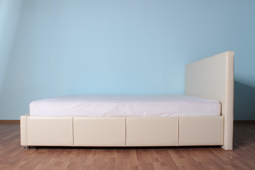 Двуспальные, Кровать с мягким изголовьем Атриум,база, экокожа, 140*200